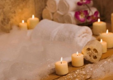 aromatherapy, bubble bath, relax, mothercare, break from motherhood