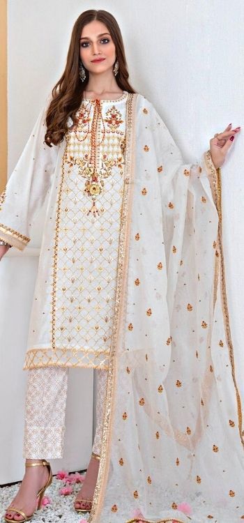 Our 10 Top Looks On The Blessed Friday Sale From Brands For You To Shop!