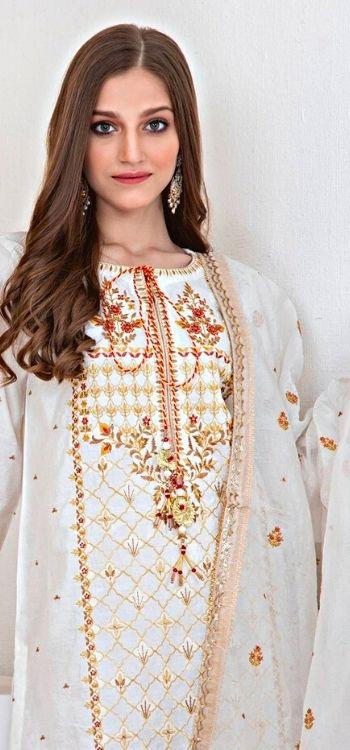 Our 10 Top Looks On The Blessed Friday Sale From Brands For You To Shop!