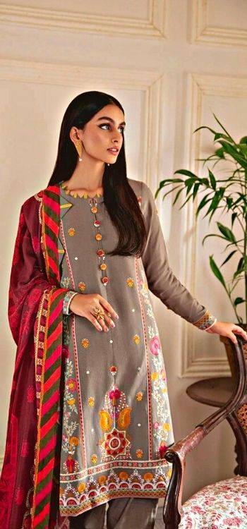 Our 10 Top Looks On The Blessed Friday Sale From Brands For You To Shop!
