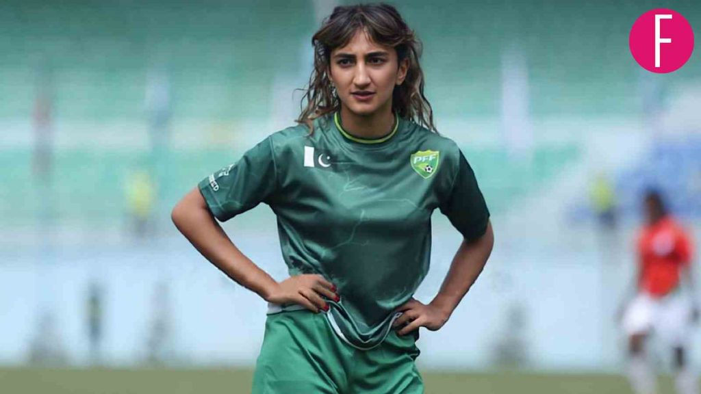 Nadia khan, Pakistan football team